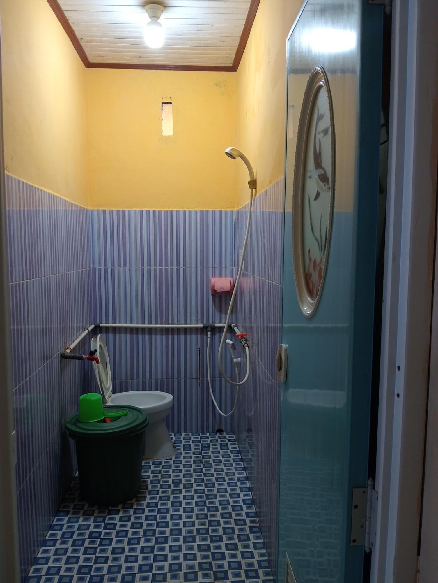 Mamalis Homestay Манадо Экстерьер фото